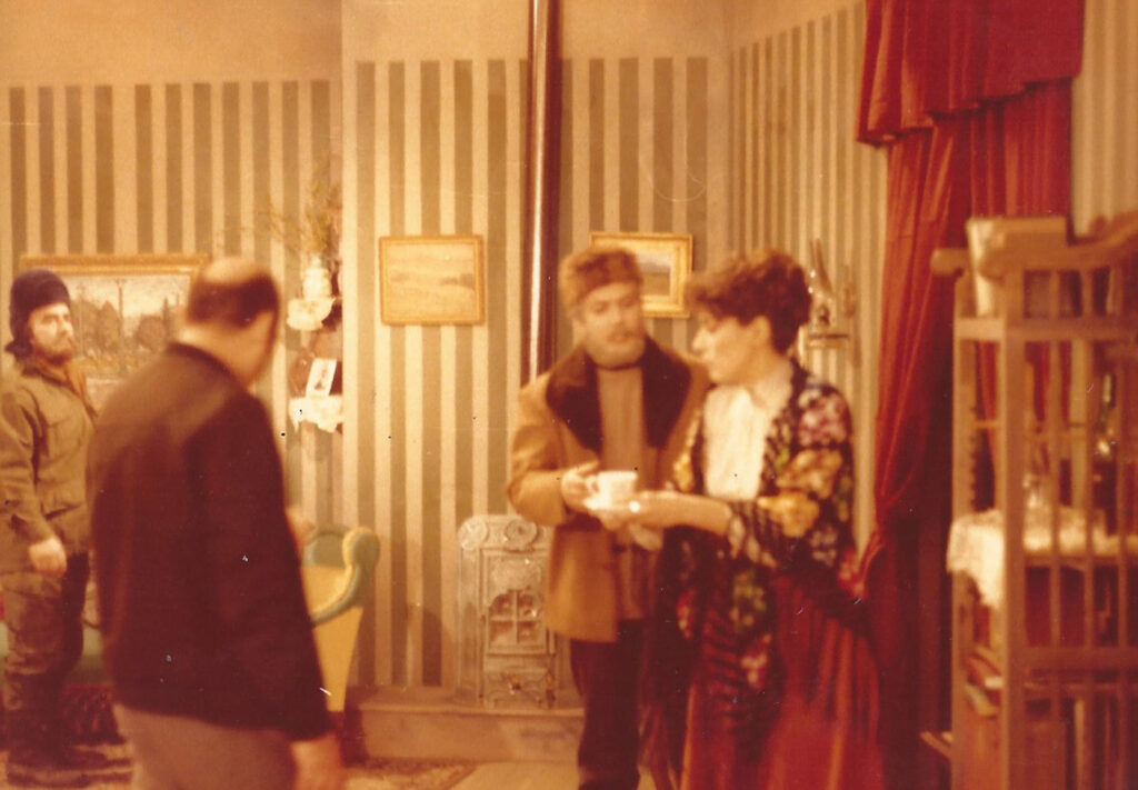 tainia ert Tania Armpouzou (2)