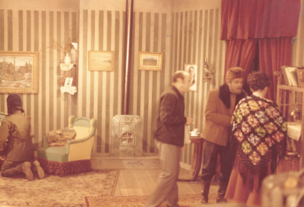 tainia ert Tania Armpouzou (6)