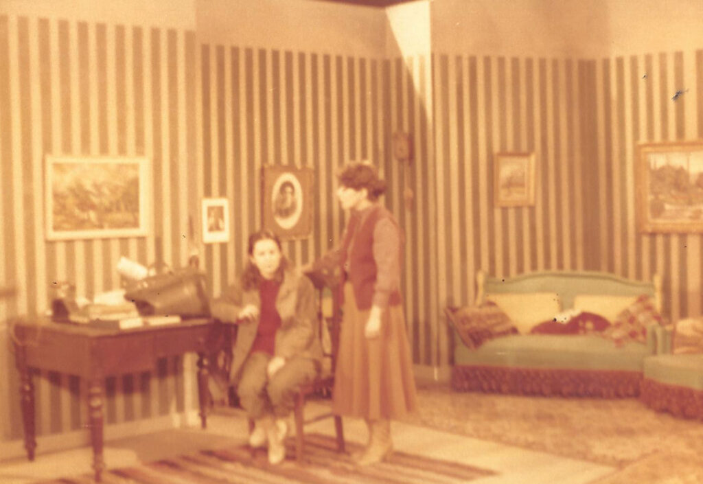 tainia ert Tania Armpouzou (7)